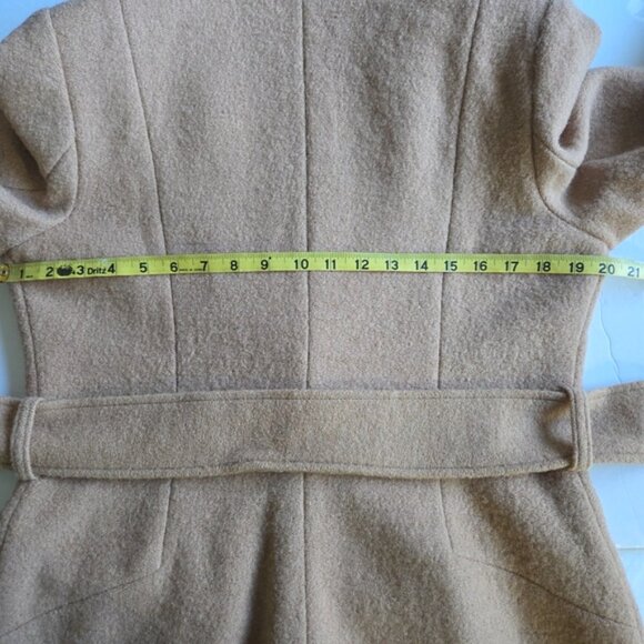 Guess Women's Tan Coat - Picture 7 of 9